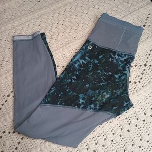 LULULEMON Women's Leggings 6 Running in the City Tight Floral backdrop Mesh Sexy